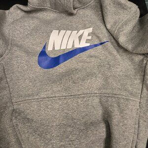 Grey Youth Large Nike Hoodie (More like a Medium)